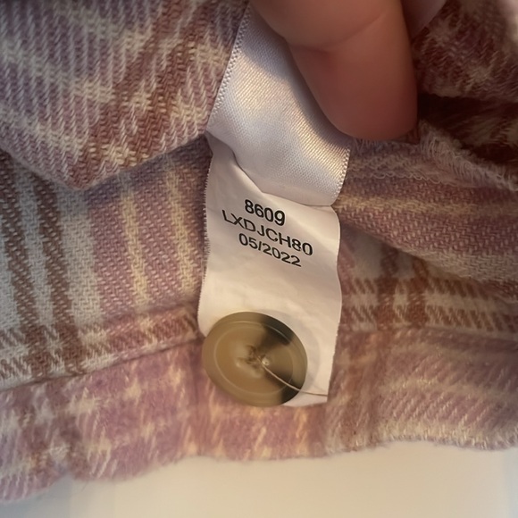 Aeropostale pink cream plaid cropped flannel jacket with hood, medium - Picture 5 of 12